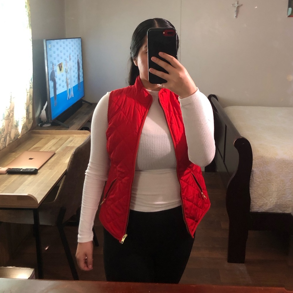CROWN & IVY Red Puffer Vest
